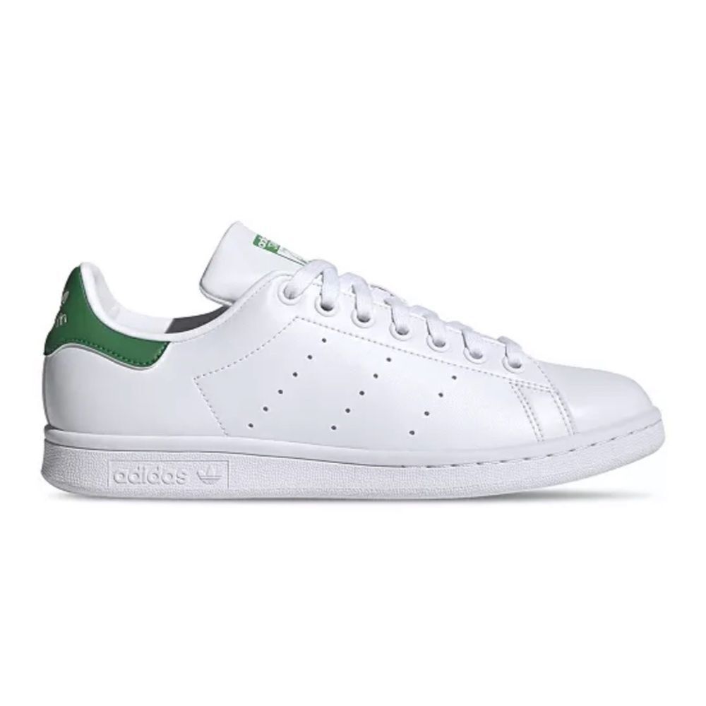 Adidas Stan Smith  Sneakers
Size 5